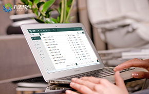 中國(guó)協(xié)同OA 高端與移動(dòng)雙輪驅(qū)動(dòng)，領(lǐng)跑管理軟件領(lǐng)域